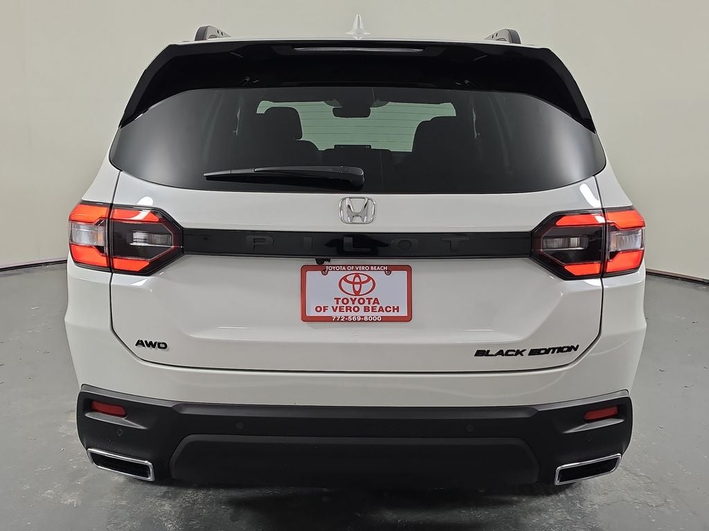2025 Honda Pilot — detail view