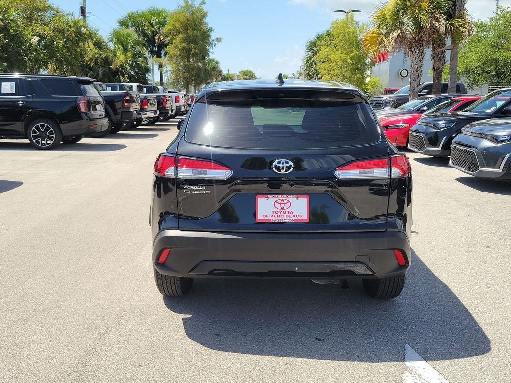 2025 Toyota Corolla Cross — detail view