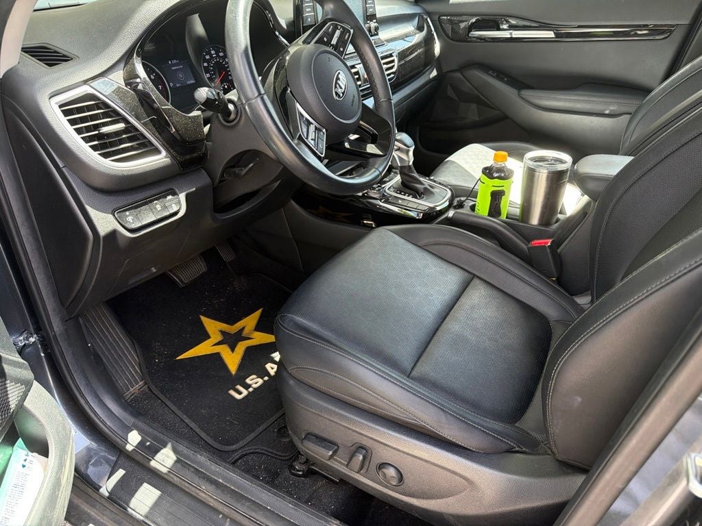 2021 Kia Seltos — detail view
